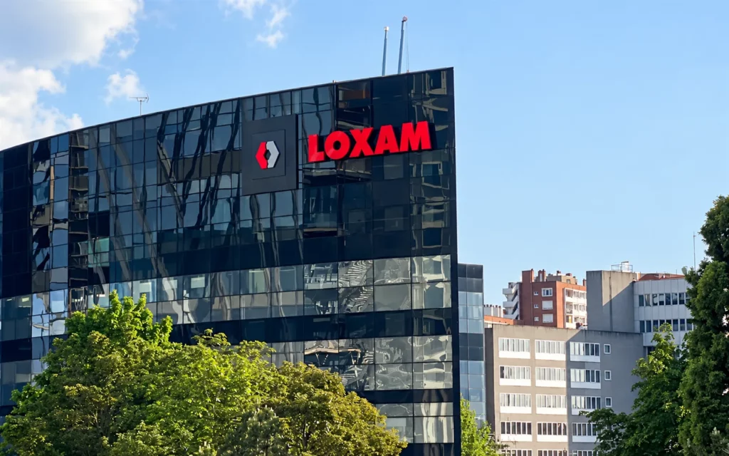 Réhabilitation de l’immeuble LOXAM situé avenue de la Grande Armée à Paris dans le cadre d’un projet de rénovation du bâtiment existant